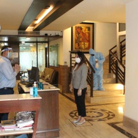 Royal Residence Iffco Chowk Ґурґаон Екстер'єр фото