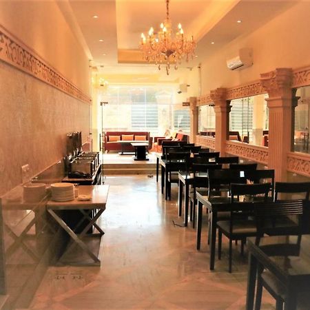Royal Residence Iffco Chowk Ґурґаон Екстер'єр фото