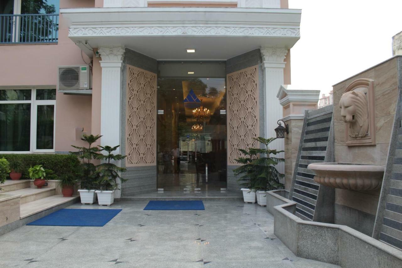 Royal Residence Iffco Chowk Ґурґаон Екстер'єр фото