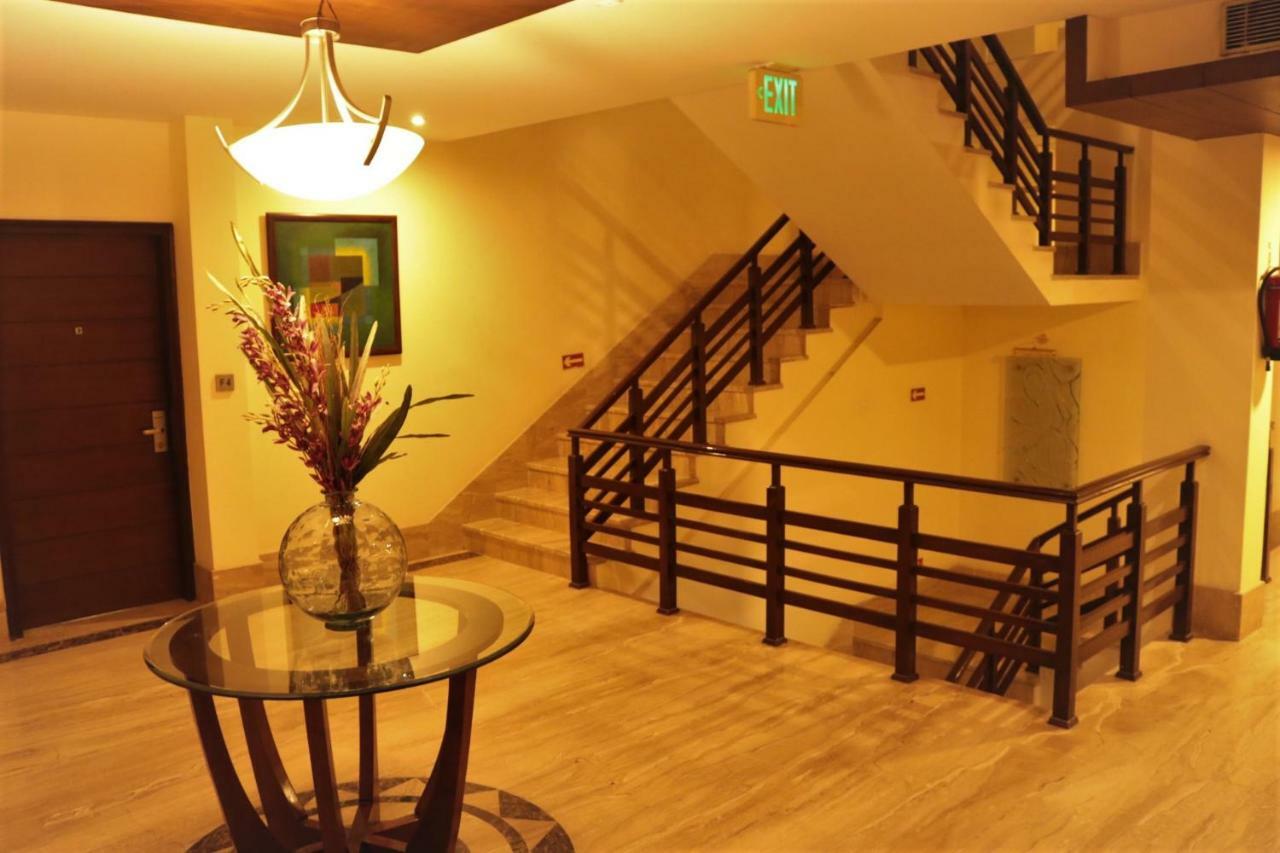 Royal Residence Iffco Chowk Ґурґаон Екстер'єр фото