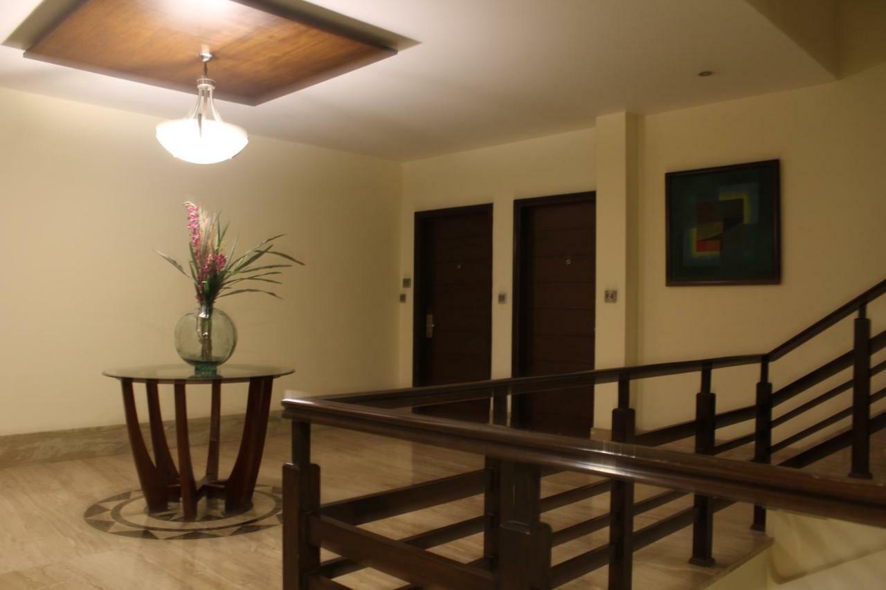 Royal Residence Iffco Chowk Ґурґаон Екстер'єр фото
