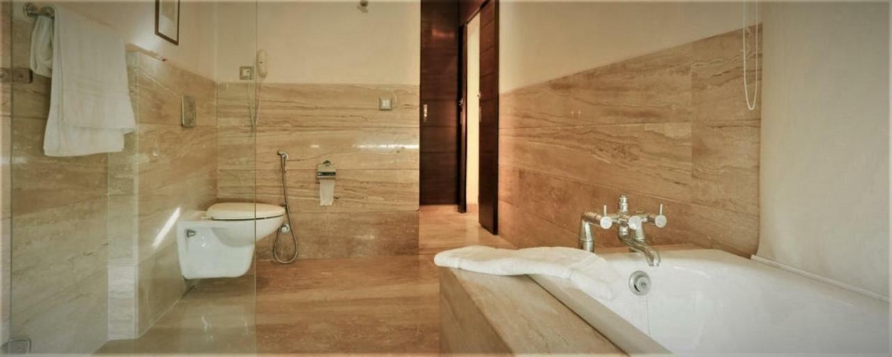 Royal Residence Iffco Chowk Ґурґаон Екстер'єр фото